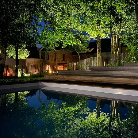 Frühstückspension Domaine Du Kelenn 4*
